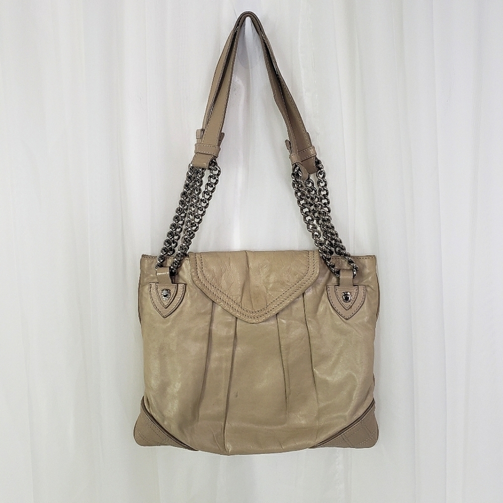 Marc Jacobs Rosen beige tan leather quilted shoulder bag silver chain